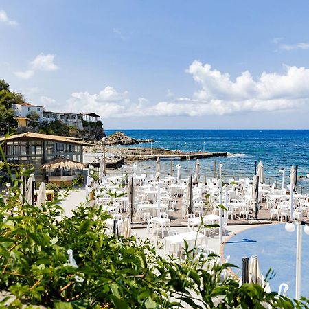 Riva Smeralda Camping Lodge Milazzo Exterior photo